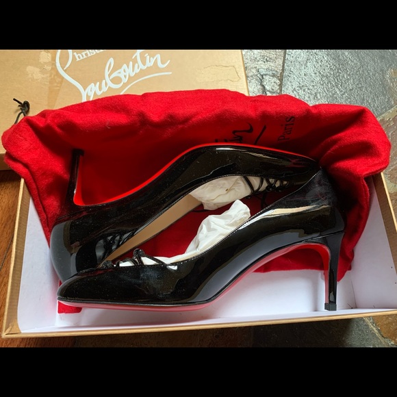 Christian Louboutin Basico pumps, 7.5 - Picture 3 of 5